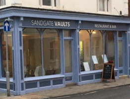 Sandgate Vaults food