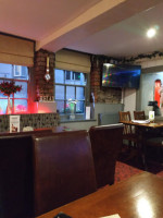 The Red Lion inside