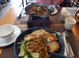 Hongfu Noodle food