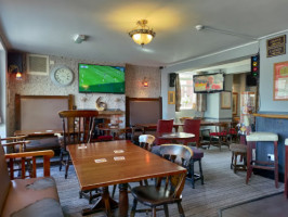 Colliers Arms inside