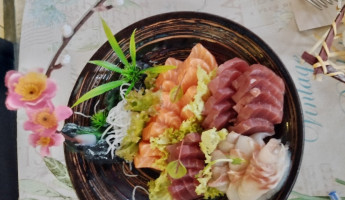 Sushi Yummy food