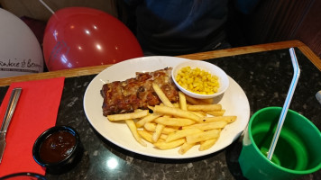 Frankie And Benny's food