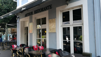 Cafe Arthur inside