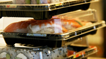 I-sushi food