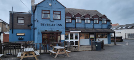 The Beverley Inn outside