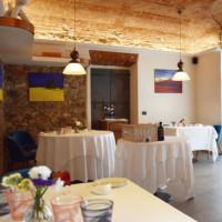 Ad Astra food