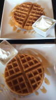 Creams Cafe food