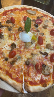 Pizza Fresco food