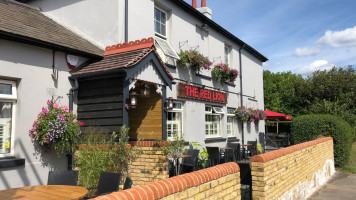 The Red Lion Chobham outside