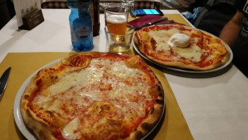 Pizzeria Valerio food