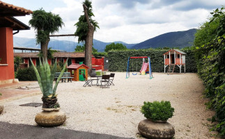 Farm Bed And Breakfast La Meridiana outside