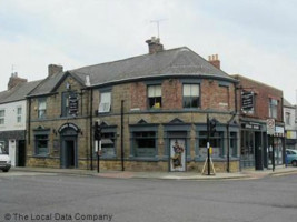 The Pub And Kitchen inside