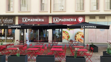 La Piadineria inside