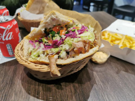 Mona Kebab food