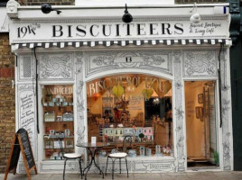 Biscuiteers Boutique And Icing Cafe food