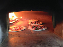 Pizzeria Scugnizzo food