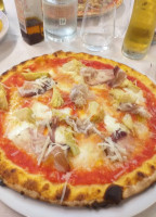 Thalia Pizza Cucina food