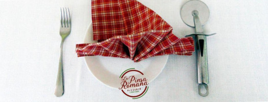 La Pinsa Romana food