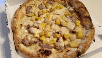 Pizzeria E Paninoteca Ciro Magnetti food