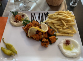 Za'atar Café Restaurang food