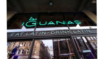 Las Iguanas food