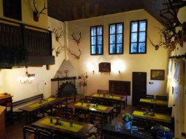 Restaurace Bílá Paní Karlštejn inside