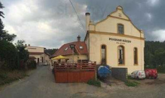 Pivovarská Restaurace Šalanda outside