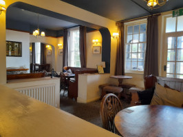 The Dawnay Arms food