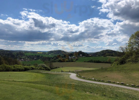 Loreta Golf Club Pyšely food