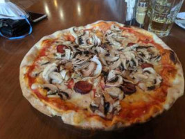 Pizzerie Lanza food