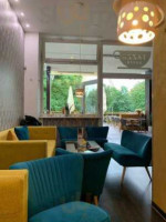 Tazza Cafe inside