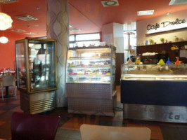 Café Dolce Vita inside