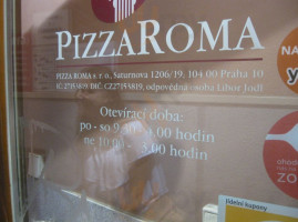 Pizza Roma inside