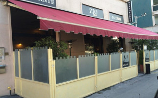 Zio Pino Milano outside