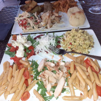 Momenti Italiani food