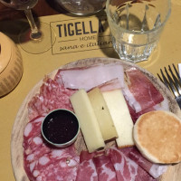 Tigella's (garibaldi) food