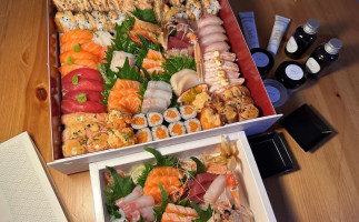 Ippo Sushi Delivery E Take Away food