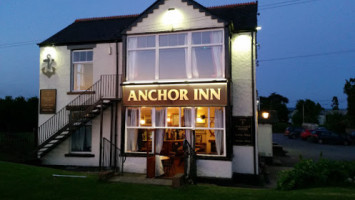 The Anchor Inn inside