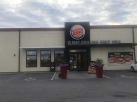 Burger King outside