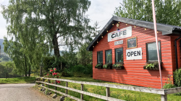 Redburn Cafe Gifts outside