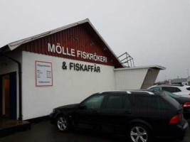 Molle Fiskrokeri outside