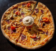 Pizzeria Aramo food