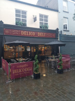 Delico Deli inside