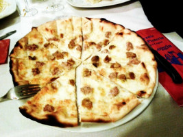 Pizzeria La Loggia food