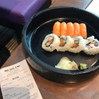 Neko Sushi food