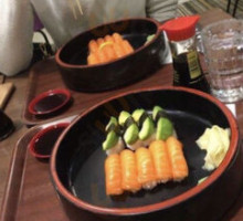 Neko Sushi food