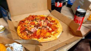 Domino's Pizza food