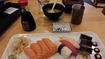 Sushibar Kirin food