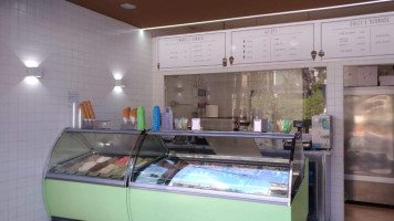 Gelateria Vaniglia food