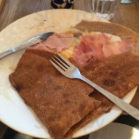 Hablingbo Creperie food